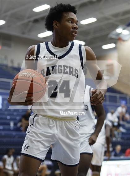 Thumbnail 1 in Dallas Jesuit vs. Lone Star (In-N-Out Tournament) photogallery.