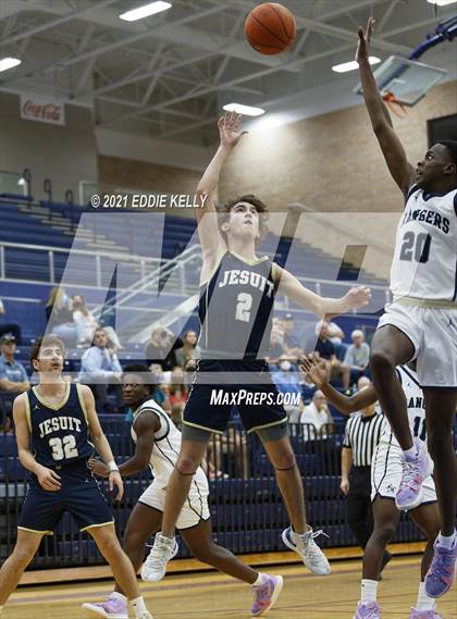 Thumbnail 2 in Dallas Jesuit vs. Lone Star (In-N-Out Tournament) photogallery.