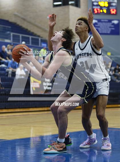 Thumbnail 2 in Dallas Jesuit vs. Lone Star (In-N-Out Tournament) photogallery.