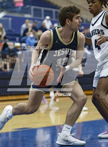 Thumbnail 2 in Dallas Jesuit vs. Lone Star (In-N-Out Tournament) photogallery.