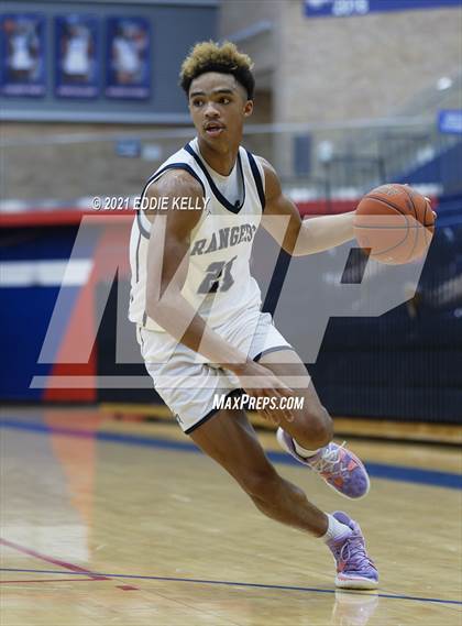 Thumbnail 2 in Dallas Jesuit vs. Lone Star (In-N-Out Tournament) photogallery.