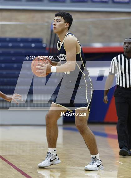 Thumbnail 2 in Dallas Jesuit vs. Lone Star (In-N-Out Tournament) photogallery.