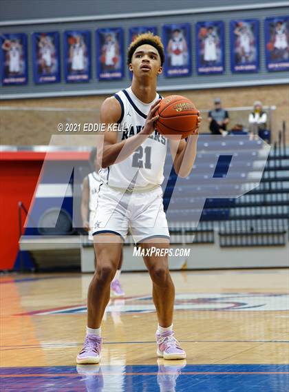 Thumbnail 2 in Dallas Jesuit vs. Lone Star (In-N-Out Tournament) photogallery.