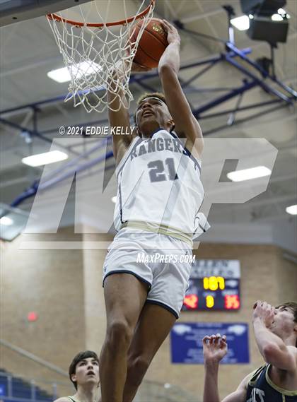 Thumbnail 3 in Dallas Jesuit vs. Lone Star (In-N-Out Tournament) photogallery.
