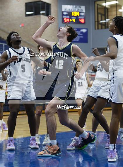 Thumbnail 1 in Dallas Jesuit vs. Lone Star (In-N-Out Tournament) photogallery.