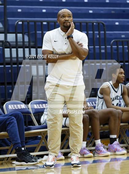 Thumbnail 2 in Dallas Jesuit vs. Lone Star (In-N-Out Tournament) photogallery.