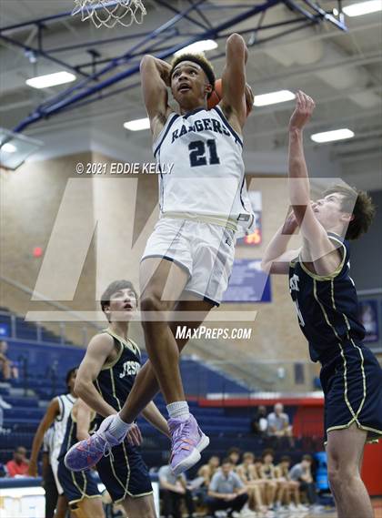 Thumbnail 1 in Dallas Jesuit vs. Lone Star (In-N-Out Tournament) photogallery.
