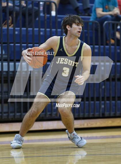 Thumbnail 1 in Dallas Jesuit vs. Lone Star (In-N-Out Tournament) photogallery.