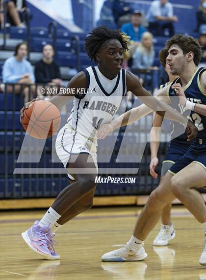 Thumbnail 2 in Dallas Jesuit vs. Lone Star (In-N-Out Tournament) photogallery.