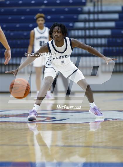 Thumbnail 3 in Dallas Jesuit vs. Lone Star (In-N-Out Tournament) photogallery.