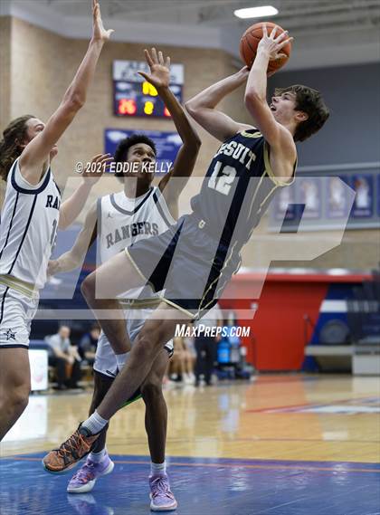 Thumbnail 2 in Dallas Jesuit vs. Lone Star (In-N-Out Tournament) photogallery.