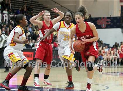 Thumbnail 1 in Carondelet vs. Berkeley (CIF NCS D1 Final) photogallery.