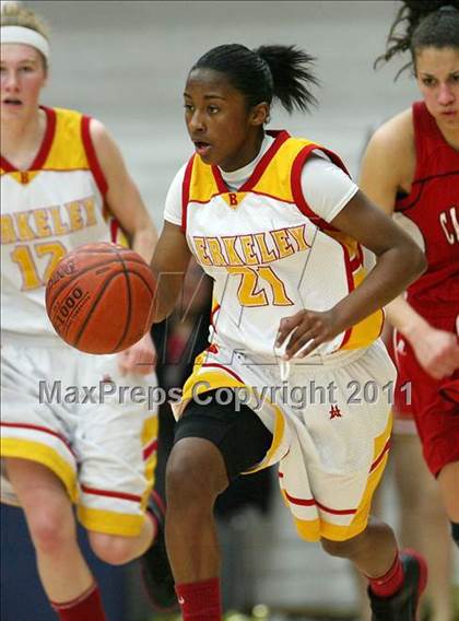 Thumbnail 3 in Carondelet vs. Berkeley (CIF NCS D1 Final) photogallery.