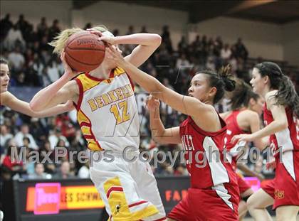 Thumbnail 3 in Carondelet vs. Berkeley (CIF NCS D1 Final) photogallery.