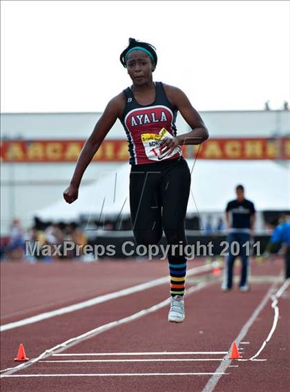 Thumbnail 3 in 44th Arcadia Invitational (Friday's Competition) photogallery.