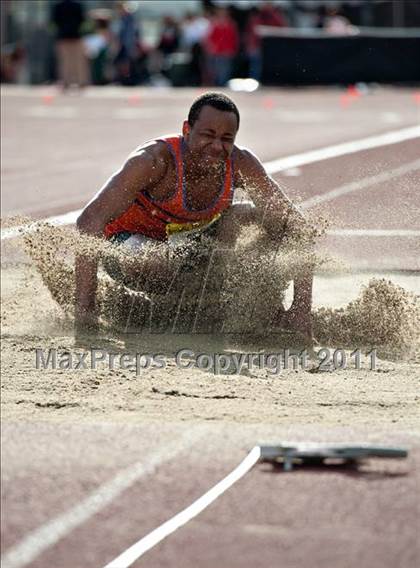 Thumbnail 1 in 44th Arcadia Invitational (Friday's Competition) photogallery.