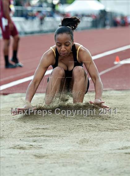 Thumbnail 3 in 44th Arcadia Invitational (Friday's Competition) photogallery.