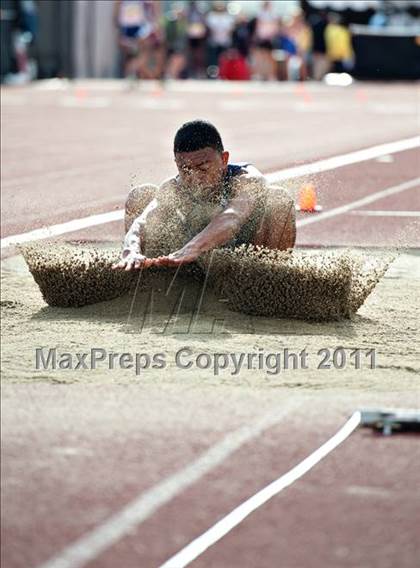 Thumbnail 1 in 44th Arcadia Invitational (Friday's Competition) photogallery.