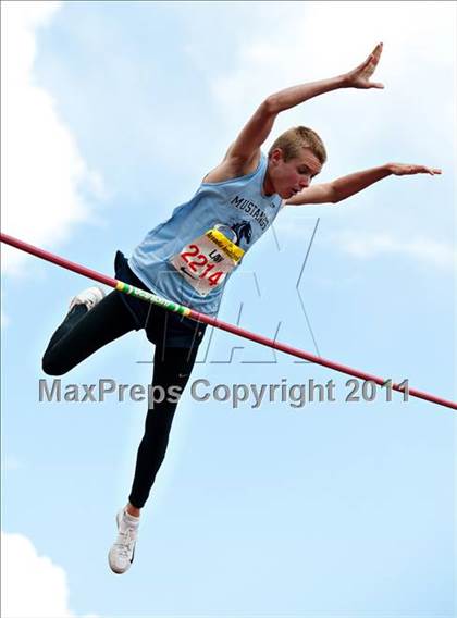 Thumbnail 1 in 44th Arcadia Invitational (Friday's Competition) photogallery.