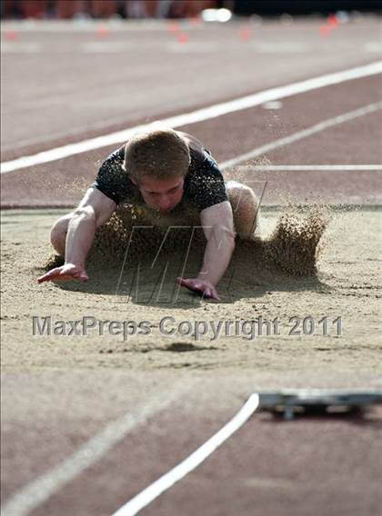 Thumbnail 1 in 44th Arcadia Invitational (Friday's Competition) photogallery.