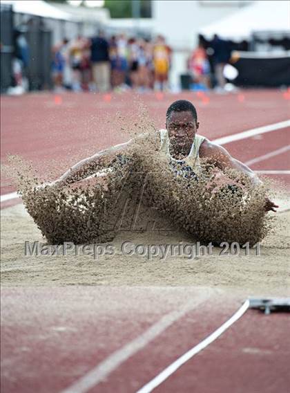 Thumbnail 2 in 44th Arcadia Invitational (Friday's Competition) photogallery.