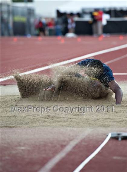 Thumbnail 2 in 44th Arcadia Invitational (Friday's Competition) photogallery.