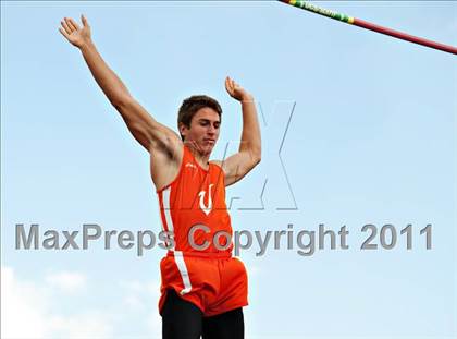 Thumbnail 2 in 44th Arcadia Invitational (Friday's Competition) photogallery.