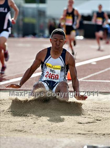 Thumbnail 1 in 44th Arcadia Invitational (Friday's Competition) photogallery.