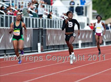 Thumbnail 2 in 44th Arcadia Invitational (Friday's Competition) photogallery.