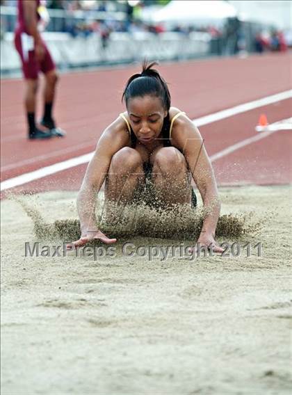 Thumbnail 1 in 44th Arcadia Invitational (Friday's Competition) photogallery.
