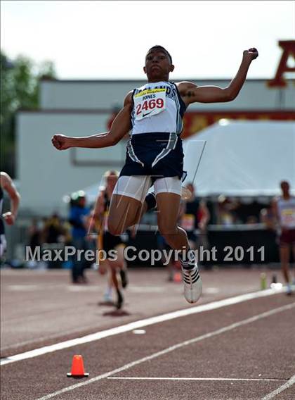 Thumbnail 1 in 44th Arcadia Invitational (Friday's Competition) photogallery.