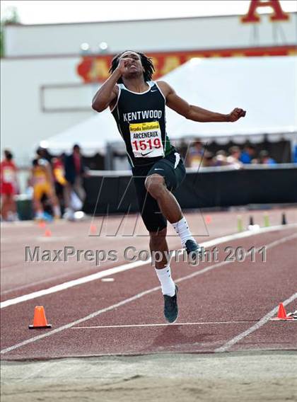 Thumbnail 3 in 44th Arcadia Invitational (Friday's Competition) photogallery.