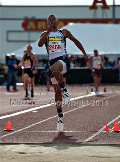 Thumbnail 2 in 44th Arcadia Invitational (Friday's Competition) photogallery.