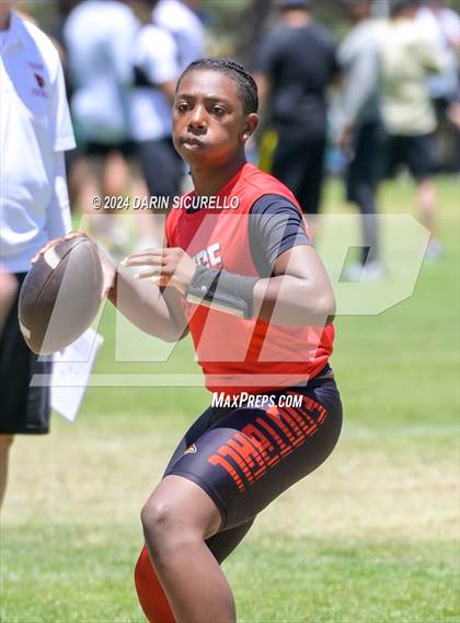 Thumbnail 2 in Desert Mountain vs Hoover (7on7 Northern Arizona Tournament) photogallery.