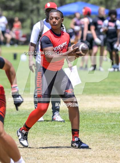 Thumbnail 2 in Desert Mountain vs Hoover (7on7 Northern Arizona Tournament) photogallery.