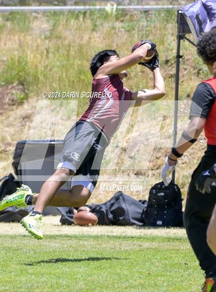 Thumbnail 2 in Desert Mountain vs Hoover (7on7 Northern Arizona Tournament) photogallery.