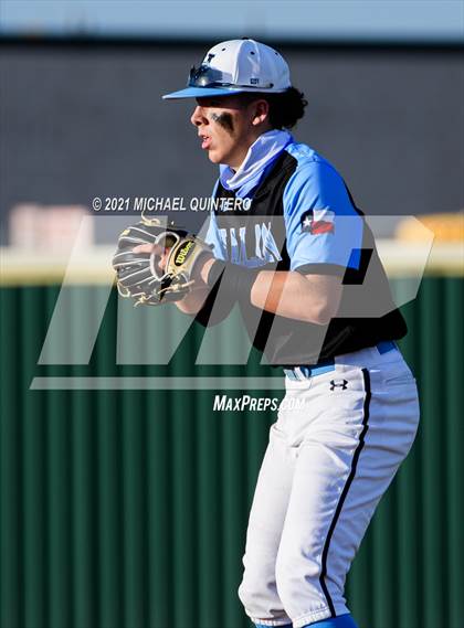 Thumbnail 3 in Harlan @ Brennan photogallery.