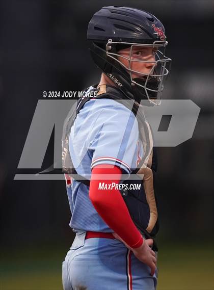 Thumbnail 2 in Hernando vs Lewisburg (MHSAA 7A Round 2) photogallery.