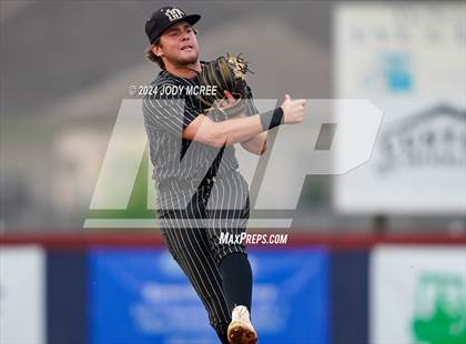 Thumbnail 2 in Hernando vs Lewisburg (MHSAA 7A Round 2) photogallery.
