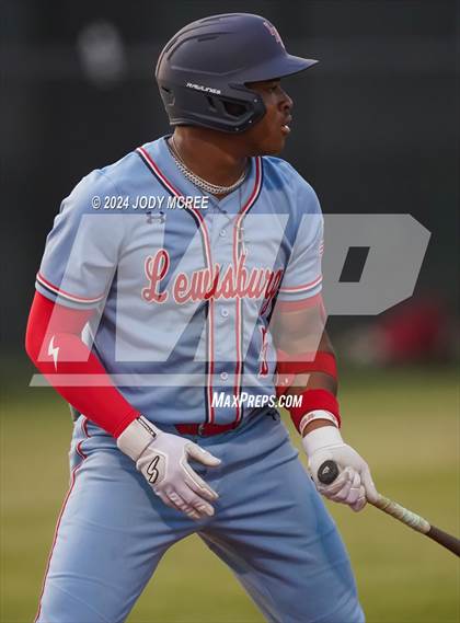 Thumbnail 3 in Hernando vs Lewisburg (MHSAA 7A Round 2) photogallery.