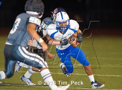 Thumbnail 3 in El Rancho vs. Newport Harbor photogallery.