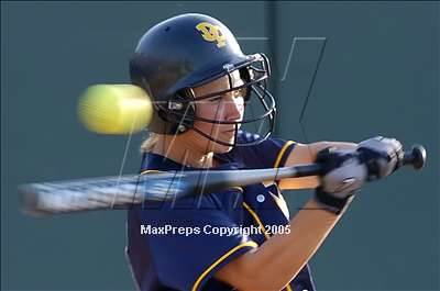 Thumbnail 2 in Paramount vs. Dos Pueblos (D4 Sec. Final) photogallery.