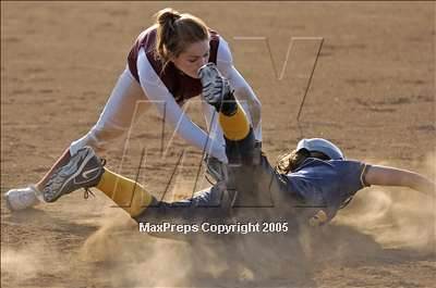 Thumbnail 3 in Paramount vs. Dos Pueblos (D4 Sec. Final) photogallery.