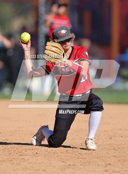 Thumbnail 1 in Fruita Monument @ Eaglecrest (CHSAA 5A First Round) photogallery.