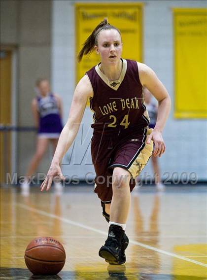 Thumbnail 2 in Riverton vs Lone Peak (Utah 5A Quarterfinal) photogallery.