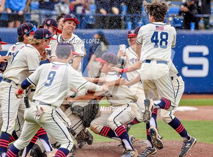 Thumbnail 3 in Fullerton vs. Tesoro (CIF SS DIV 4 Championship Final) photogallery.