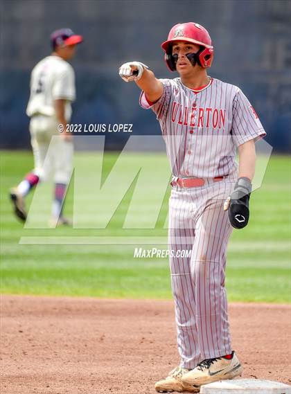 Thumbnail 2 in Fullerton vs. Tesoro (CIF SS DIV 4 Championship Final) photogallery.
