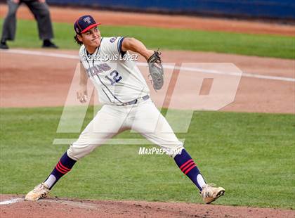 Thumbnail 2 in Fullerton vs. Tesoro (CIF SS DIV 4 Championship Final) photogallery.