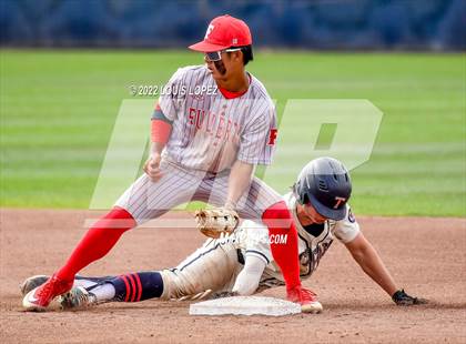 Thumbnail 3 in Fullerton vs. Tesoro (CIF SS DIV 4 Championship Final) photogallery.