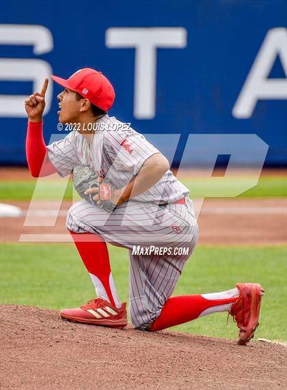 Thumbnail 3 in Fullerton vs. Tesoro (CIF SS DIV 4 Championship Final) photogallery.